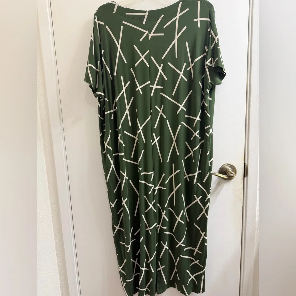 Fighting Eel Olive and White Midi Chopstick Dress - Picture 3 of 5
